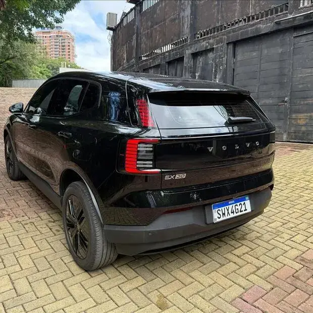 Volvo EX30 69 KW ELÉTRICO CORE