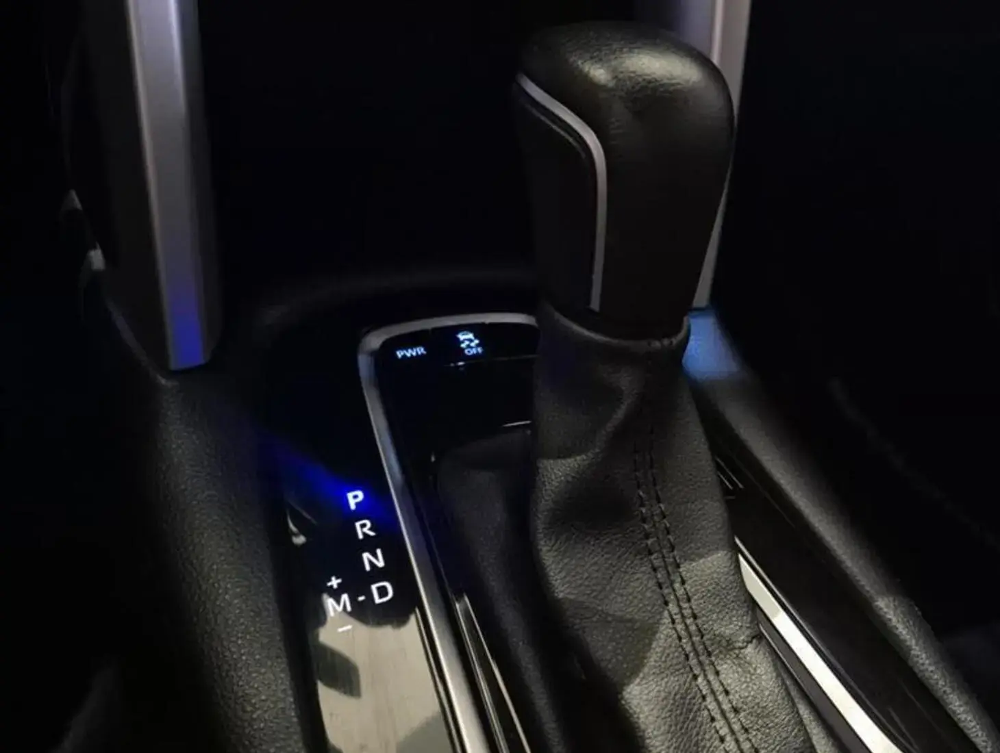 galeria COROLLA CROSS