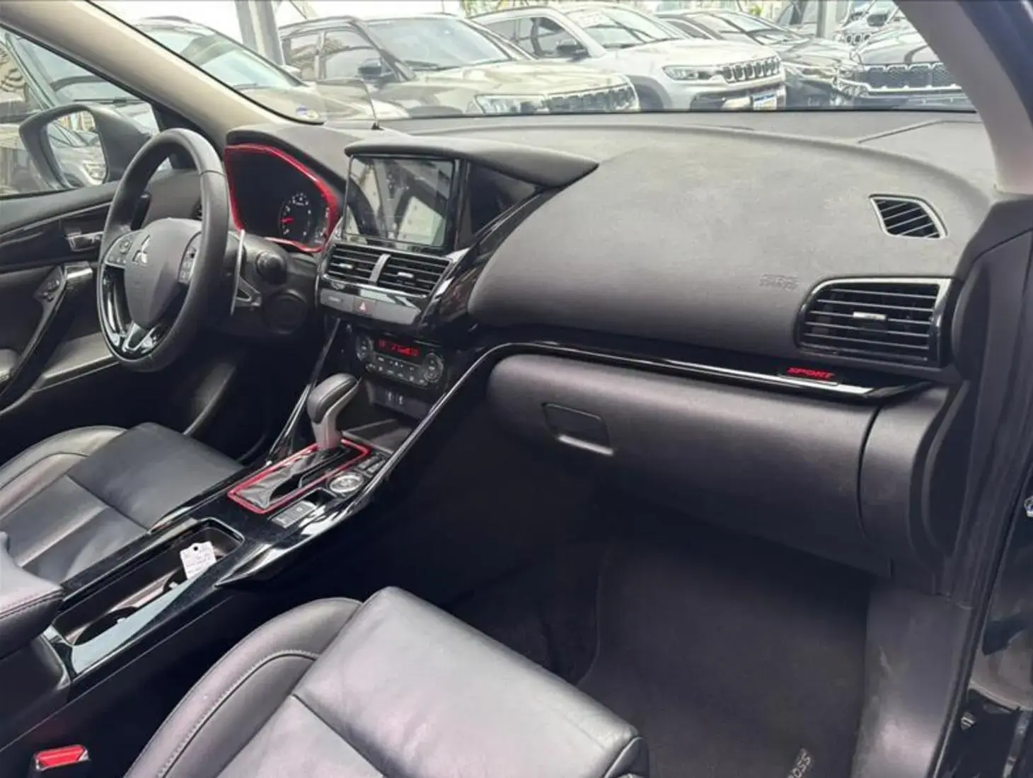 galeria ECLIPSE CROSS