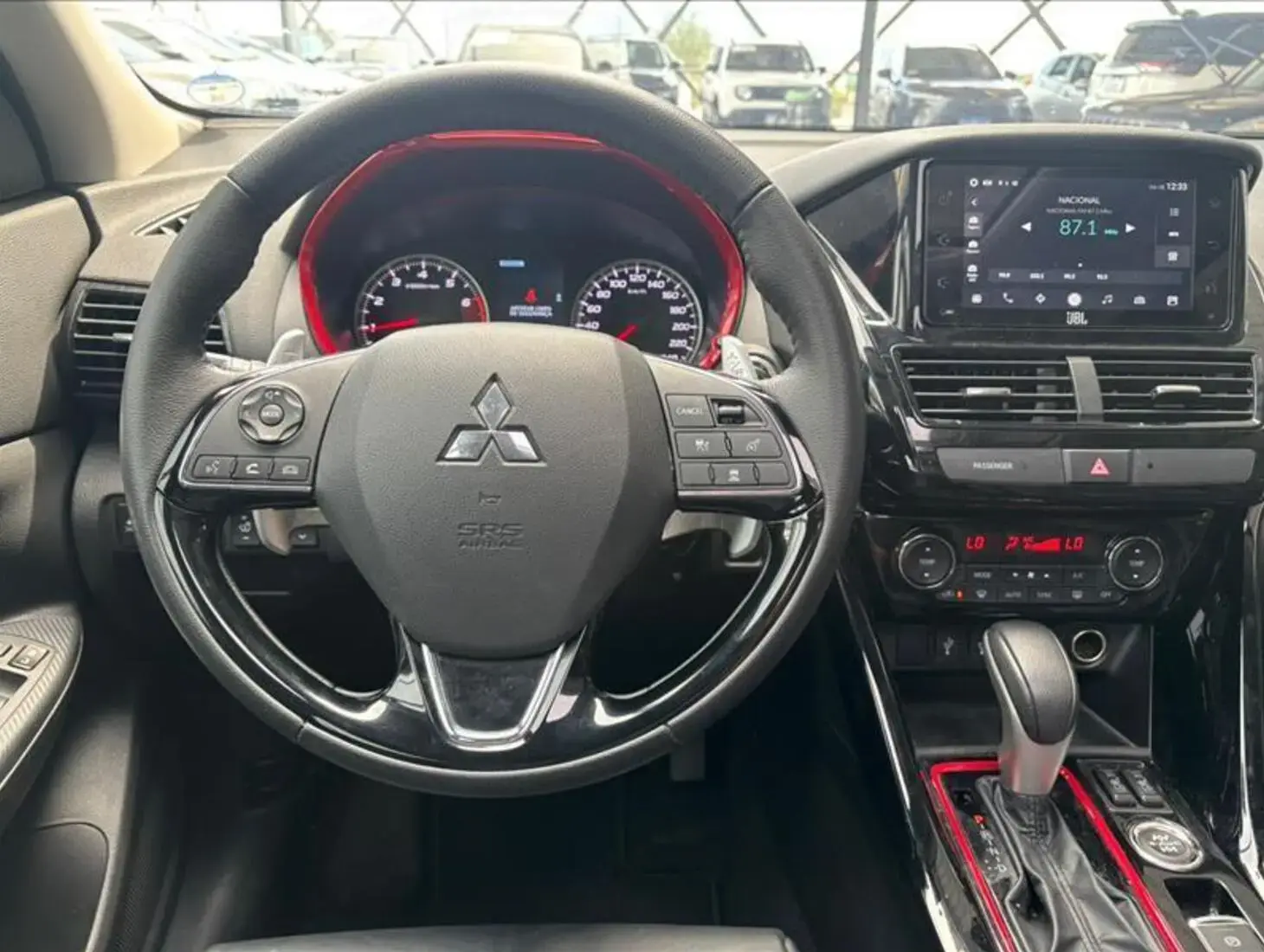 galeria ECLIPSE CROSS