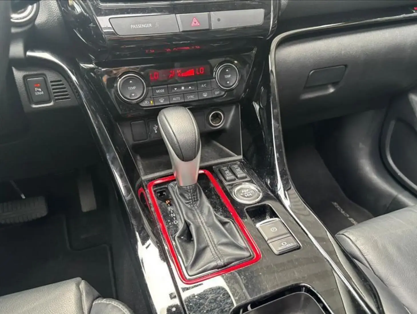 galeria ECLIPSE CROSS