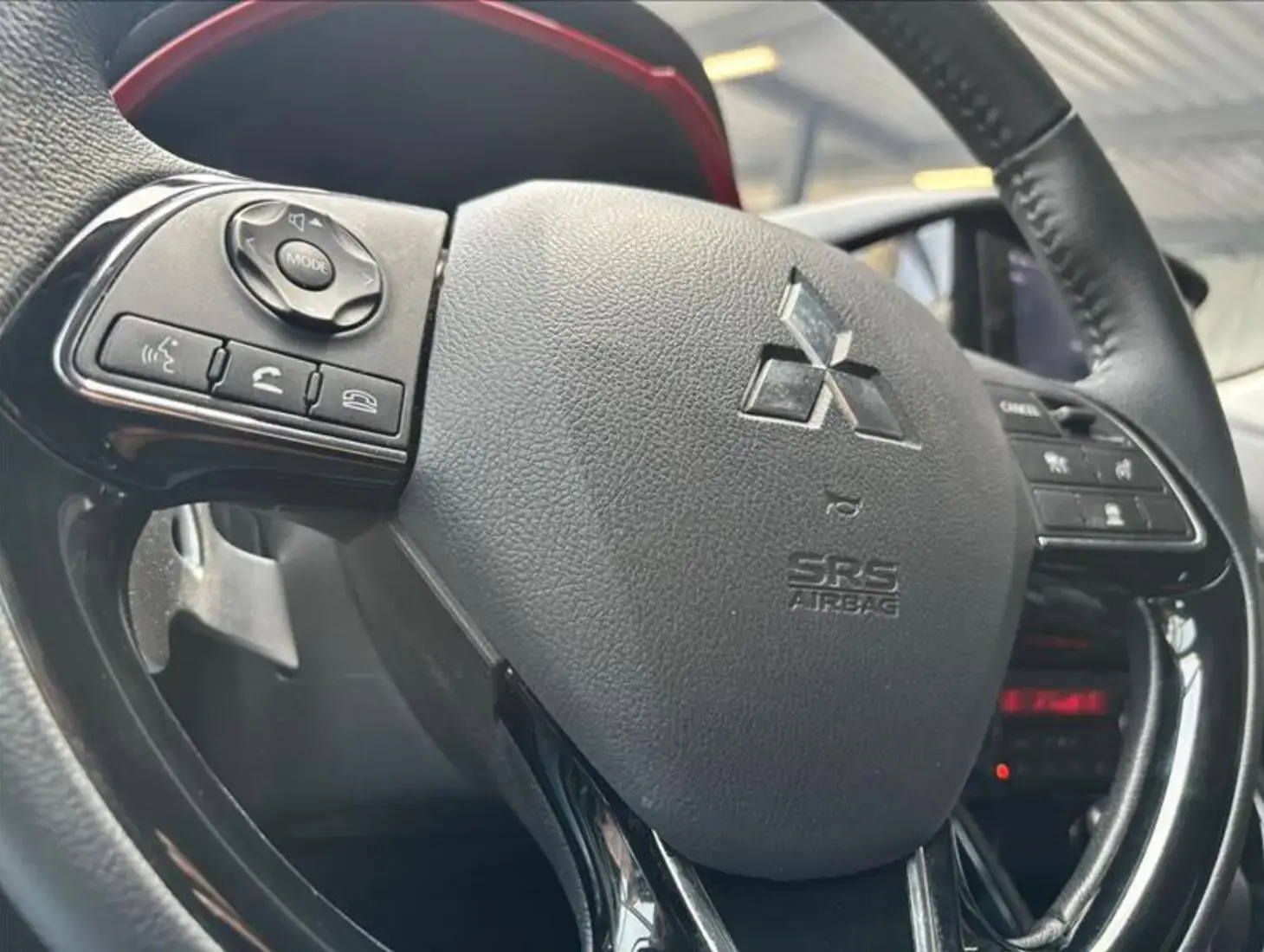 galeria ECLIPSE CROSS