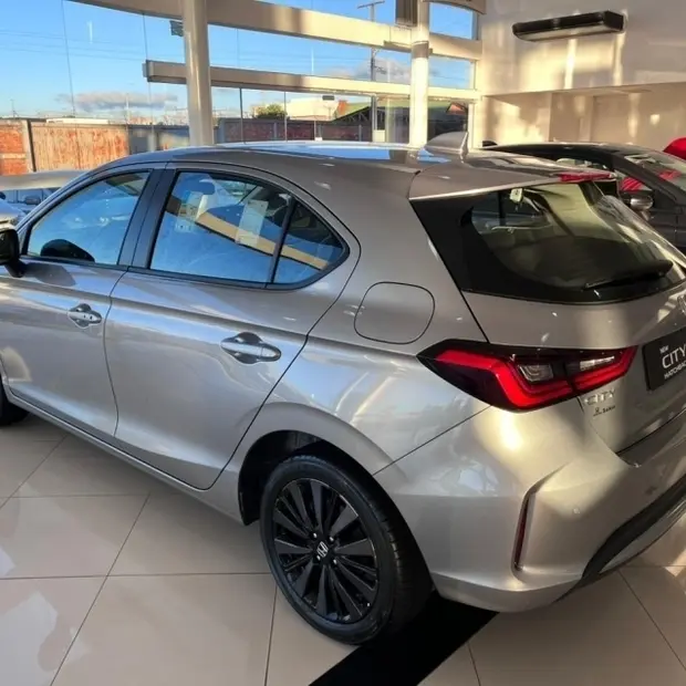 Honda NEW CITY HATCH TOURING 1.5 AUT