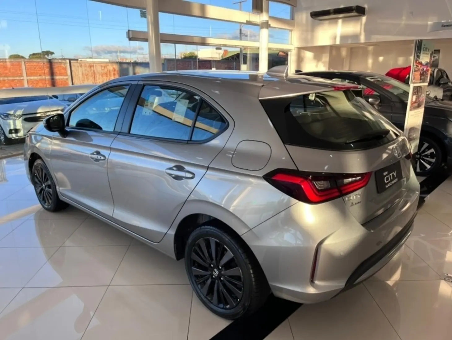 galeria NEW CITY HATCH