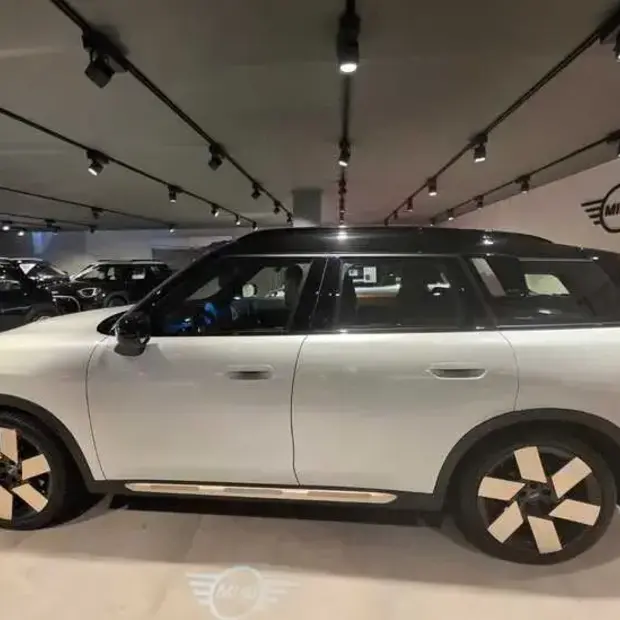 Mini Cooper Countryman SE ALL4 Top