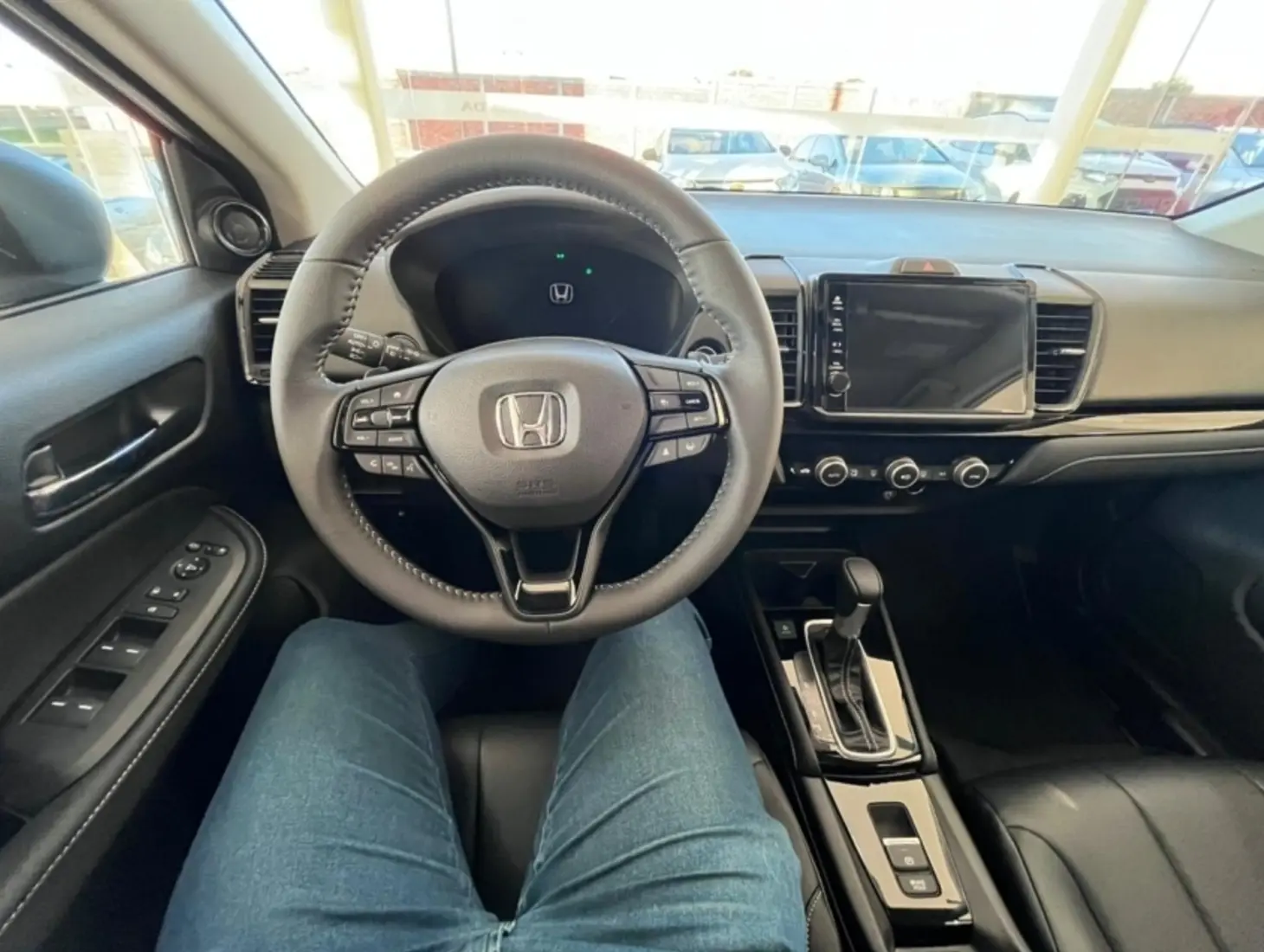 galeria NEW CITY HATCH