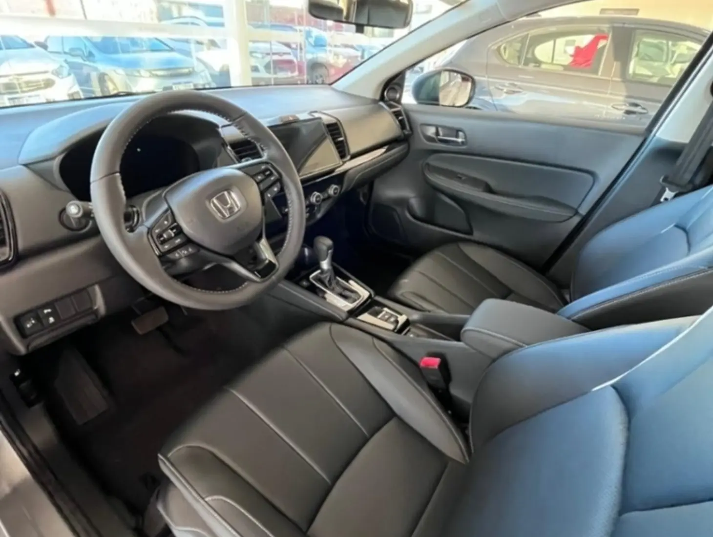 galeria NEW CITY HATCH