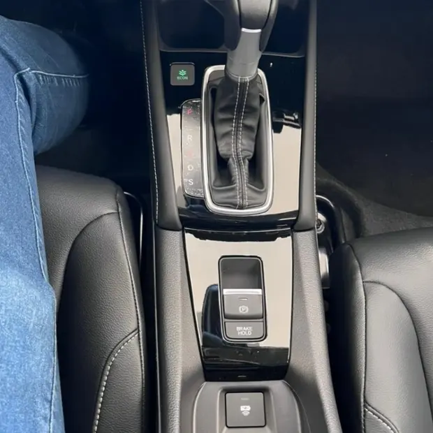 Honda NEW CITY HATCH TOURING 1.5 AUT