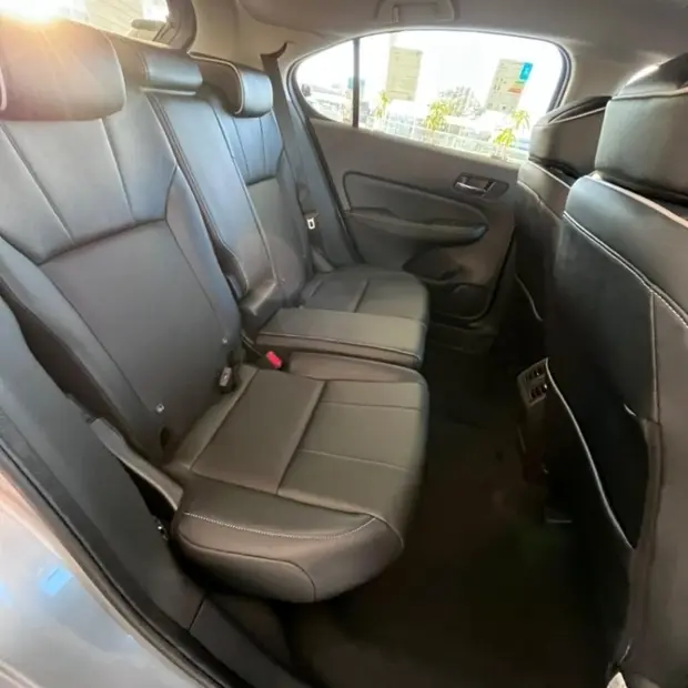 Honda NEW CITY HATCH TOURING 1.5 AUT