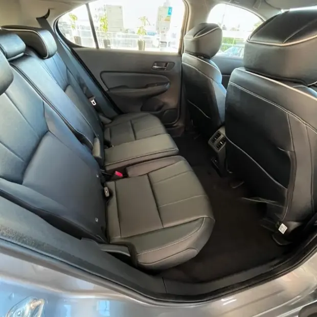 Honda NEW CITY HATCH TOURING 1.5 AUT