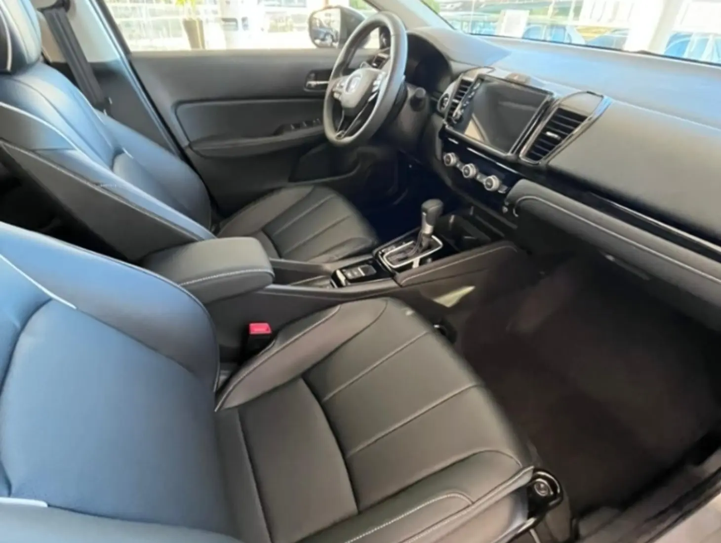 galeria NEW CITY HATCH