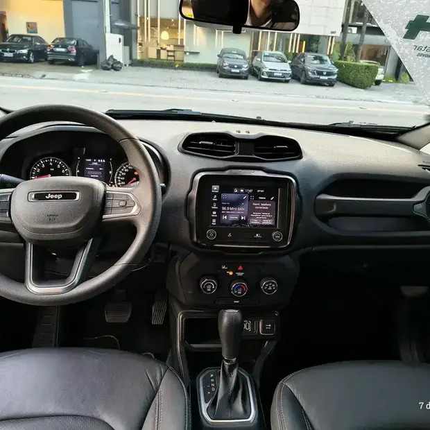 Jeep Renegade Sport T270 1.3 Turbo 4x2