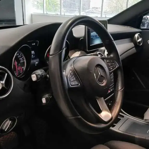 Mercedes Benz GLA 200 GLA 200 1.6 Advance