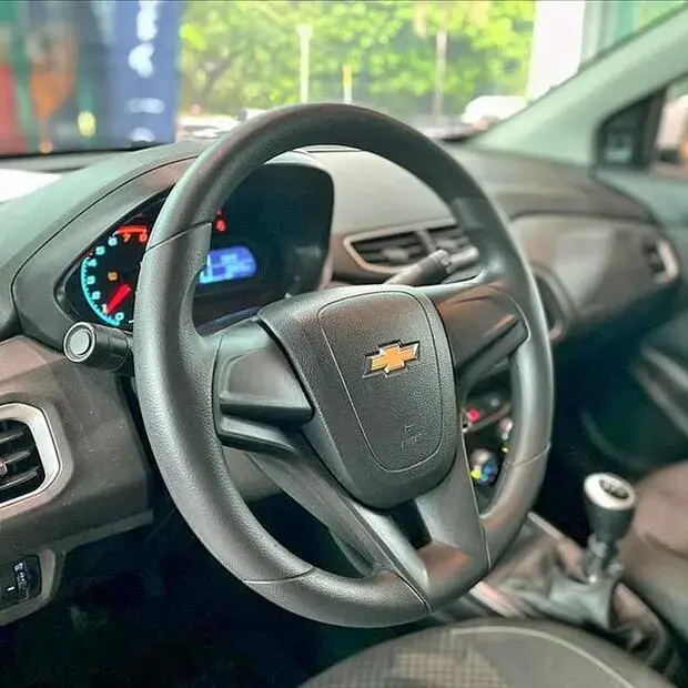 Chevrolet ONIX 1.0 MPFI LT 8V FLEX 4P MANUAL