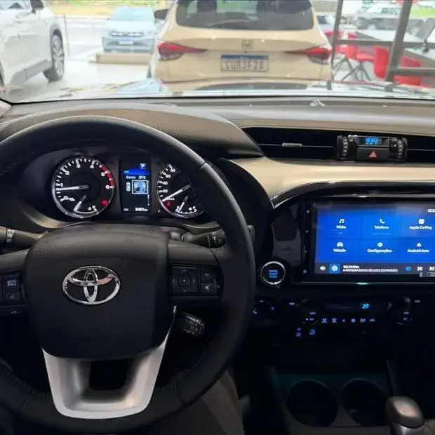 Toyota HILUX 2.8 D-4D TURBO DIESEL CD SRV 4X4 AUTOMÁTICO