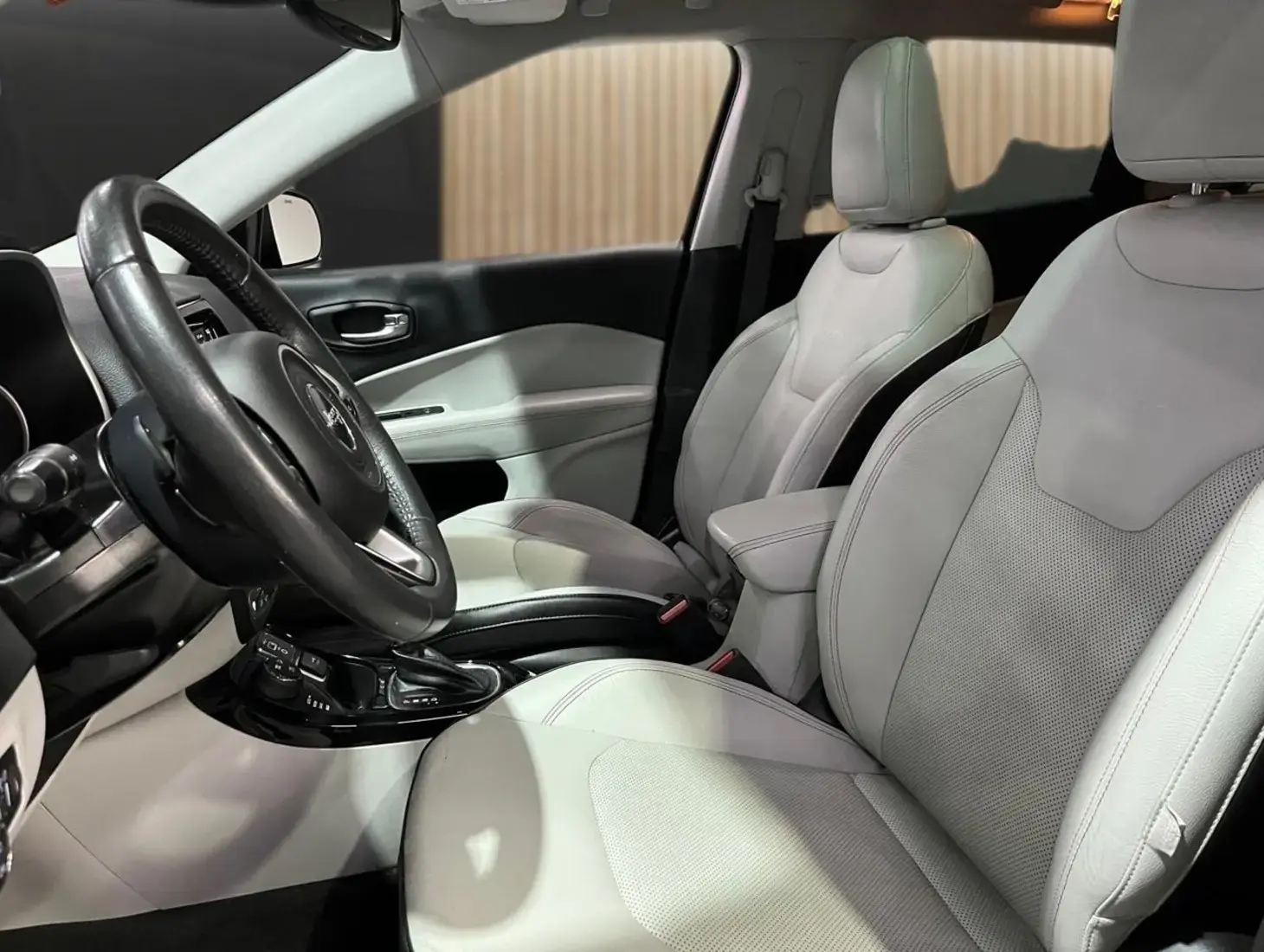 galeria COMPASS LIMITED 2.0 4x2 Flex 16V Aut.