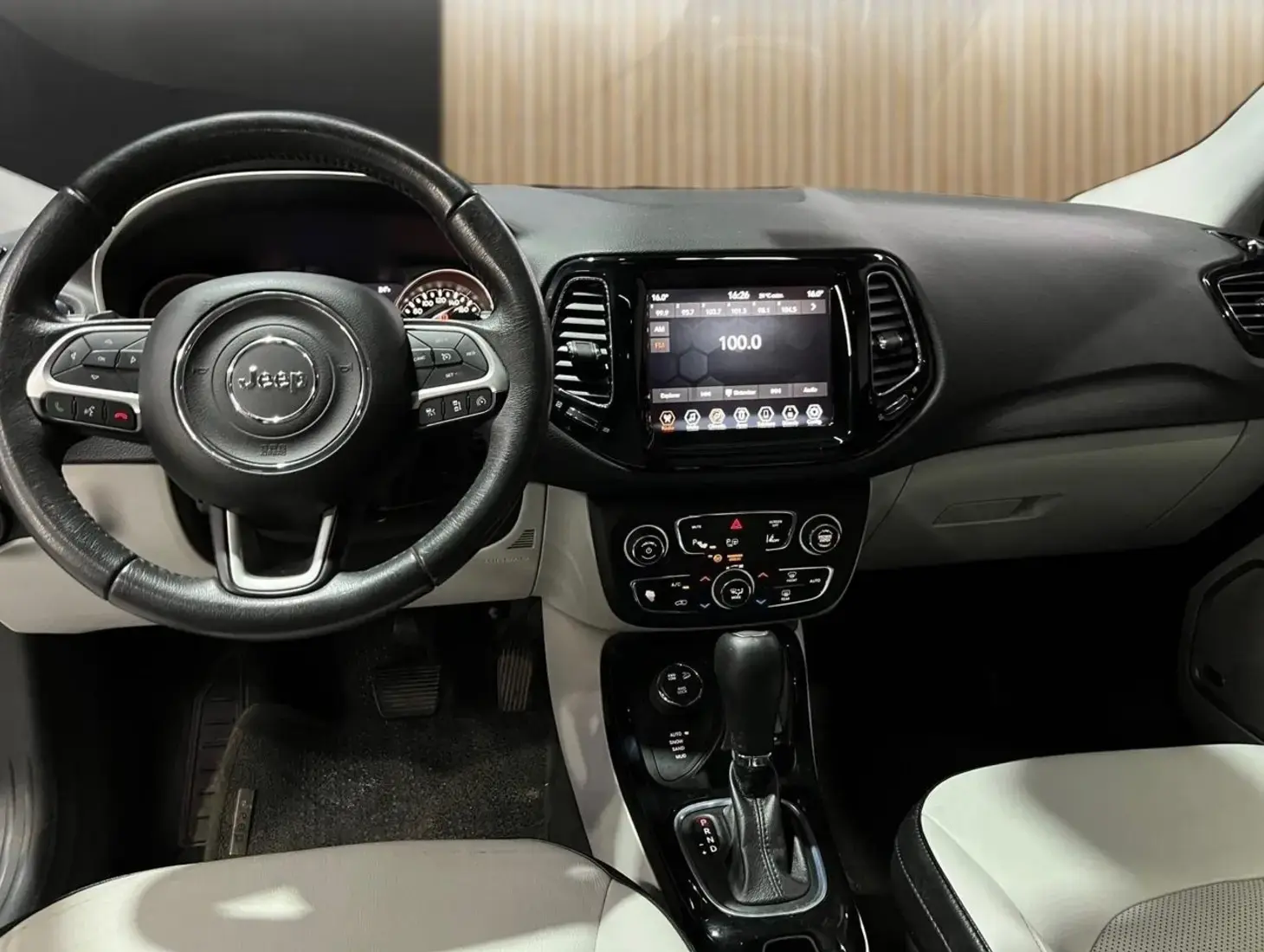 galeria COMPASS LIMITED 2.0 4x2 Flex 16V Aut.