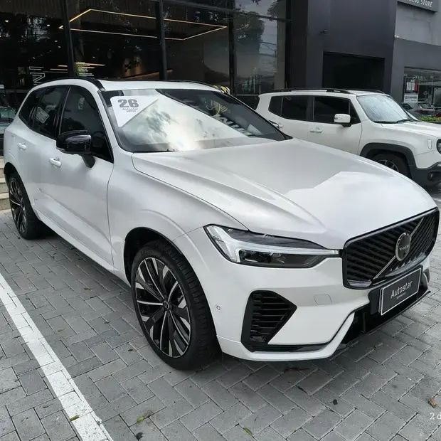 Volvo XC60 Ultra Dark PHEV