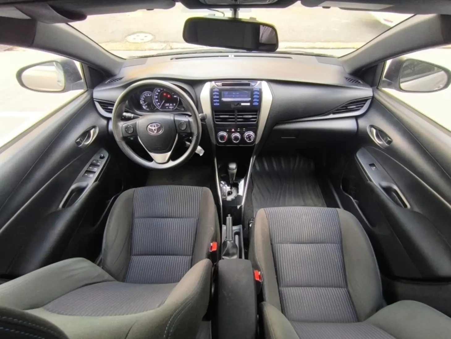 galeria YARIS