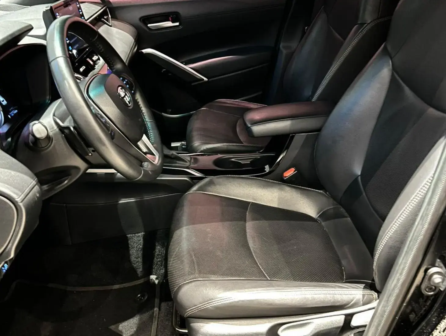 galeria COROLLA CROSS