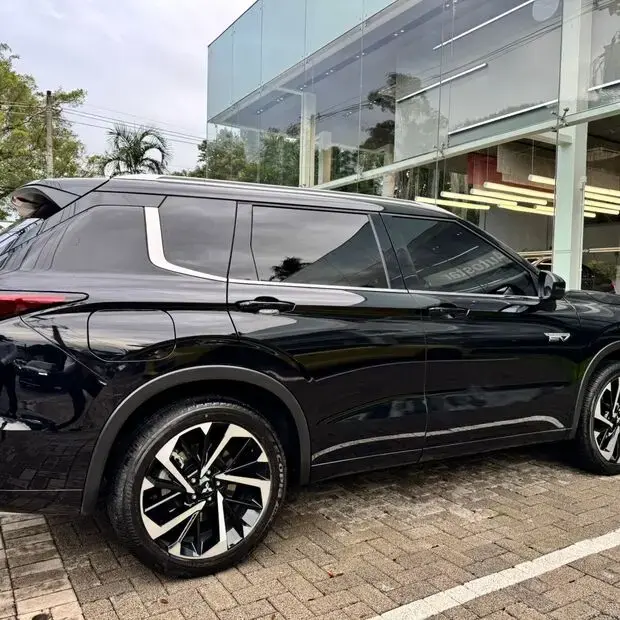 Mitsubishi Outlander Signature PHEV