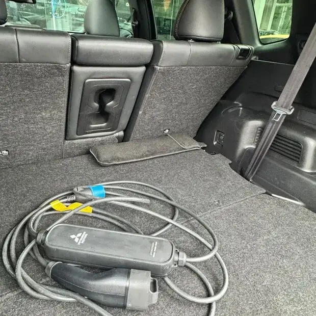 Mitsubishi Outlander Signature PHEV