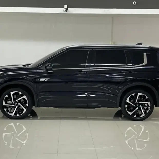 Mitsubishi Outlander Signature PHEV