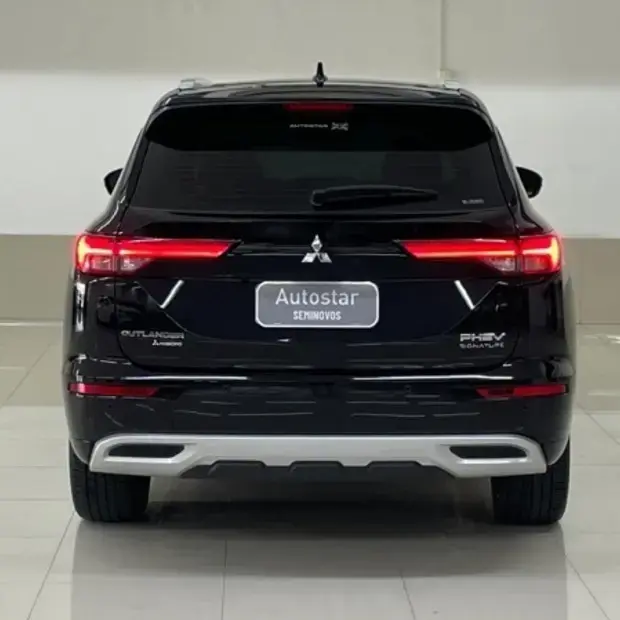 Mitsubishi Outlander Signature PHEV