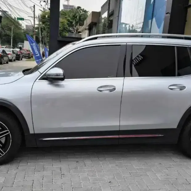 Mercedes Benz GLB 220 4M AMG Line