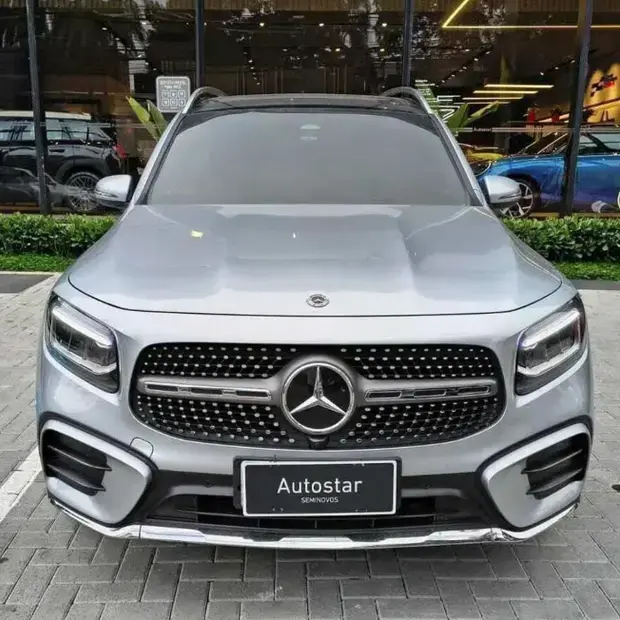 Mercedes Benz GLB 220 4M AMG Line