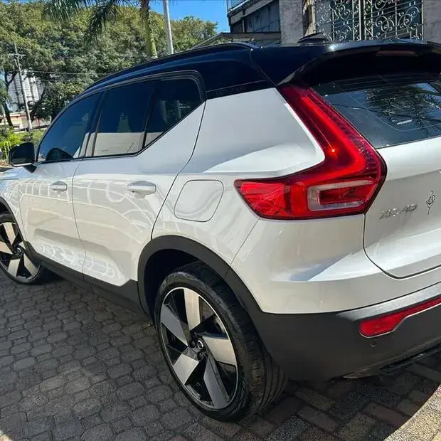 Volvo XC40 P8 RECHARGE TWIN ELECTRIC ULTIMATE AWD