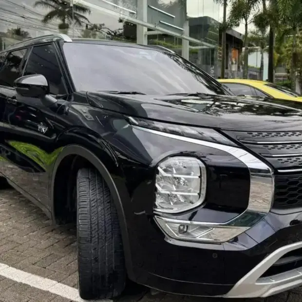 Mitsubishi Outlander Signature PHEV