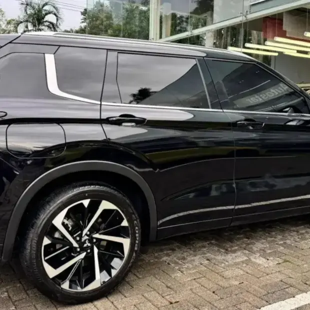 Mitsubishi Outlander Signature PHEV