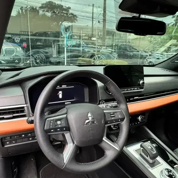 Mitsubishi Outlander Signature PHEV