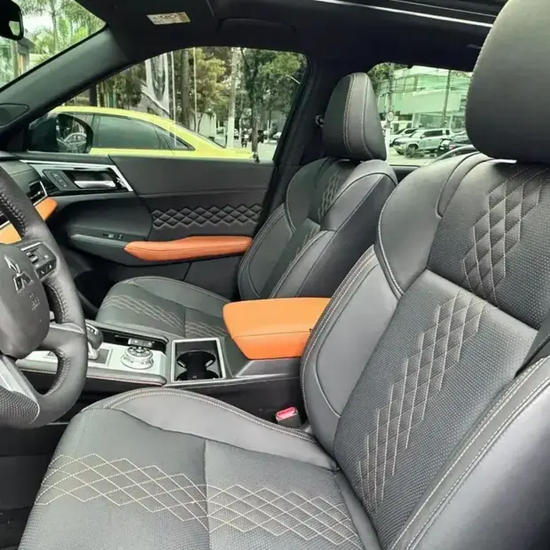 Mitsubishi Outlander Signature PHEV