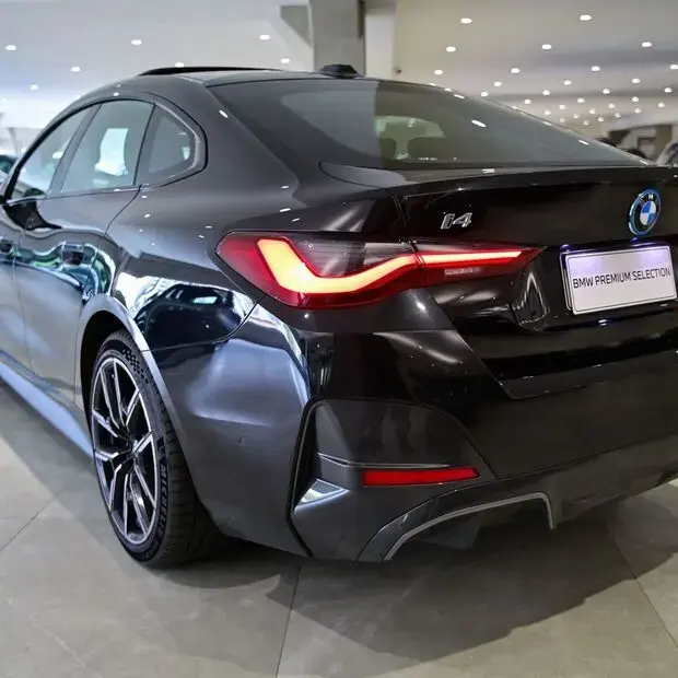 Bmw i4 eDrive 35 M Sport (Aut.) (Elétrico)