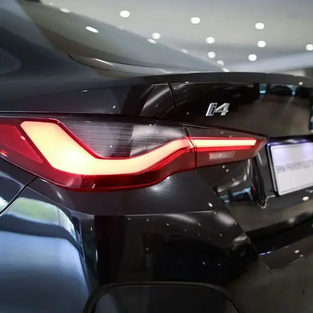 Bmw i4 eDrive 35 M Sport (Aut.) (Elétrico)