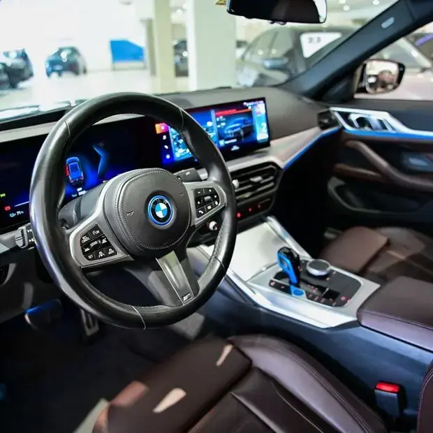 Bmw i4 eDrive 35 M Sport (Aut.) (Elétrico)