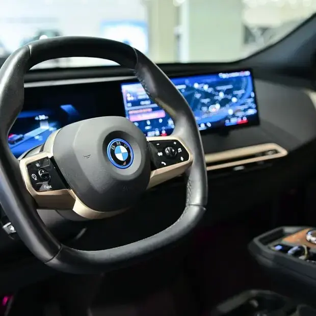 Bmw iX xDrive40 (Aut.) (Elétrico)