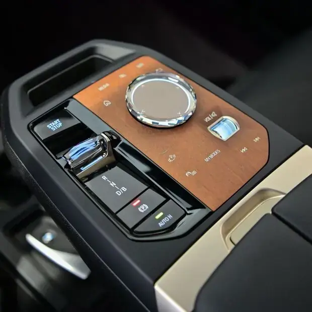 Bmw iX xDrive40 (Aut.) (Elétrico)