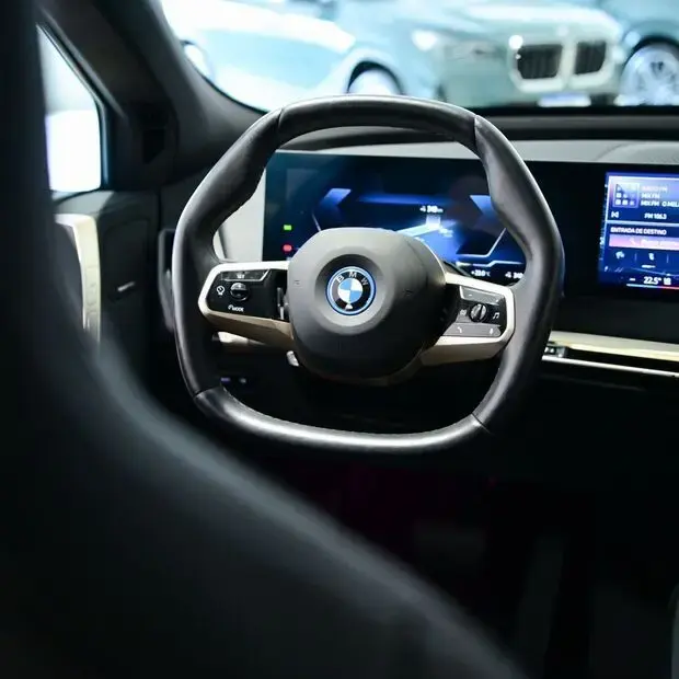 Bmw iX xDrive40 (Aut.) (Elétrico)