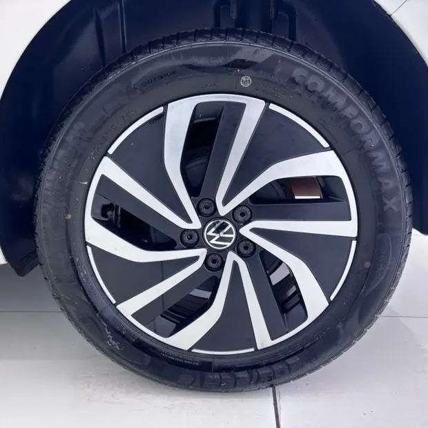 Volkswagen POLO 1.0 170 TSI HIGHLINE AUTOMÁTICO