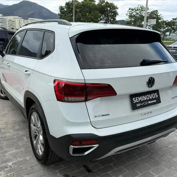 Volkswagen TAOS 1.4 250 TSI TOTAL FLEX COMFORTLINE AUTOMÁTICO