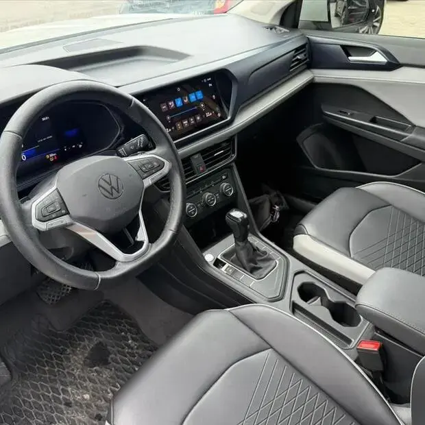 Volkswagen TAOS 1.4 250 TSI TOTAL FLEX COMFORTLINE AUTOMÁTICO