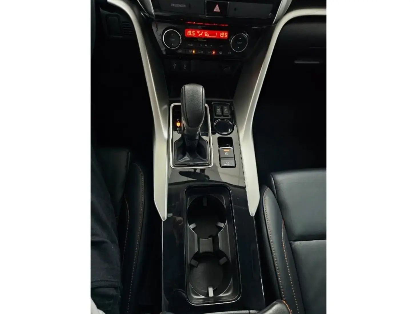 galeria ECLIPSE CROSS