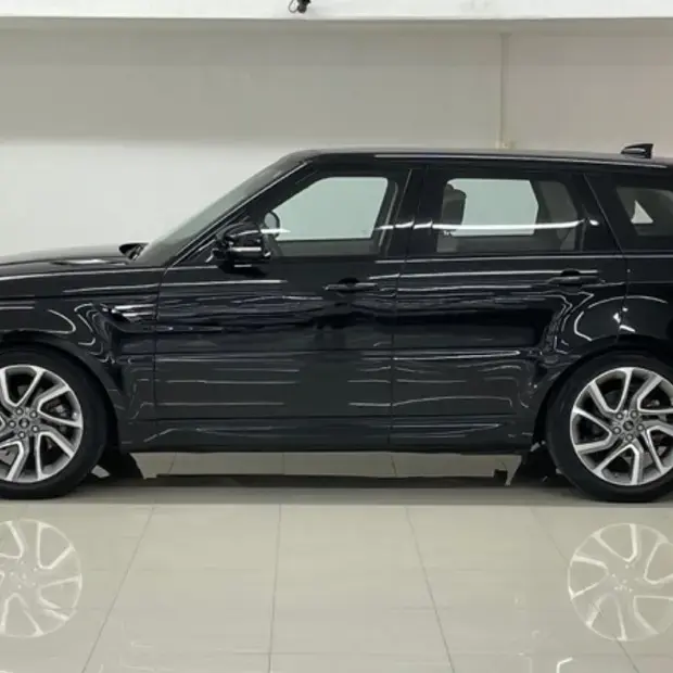 Land Rover Range Rover Sport 3.0 SDV6 HSE 4WD