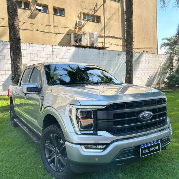 Ford F-150 Lariat 4x4 5.0 V8