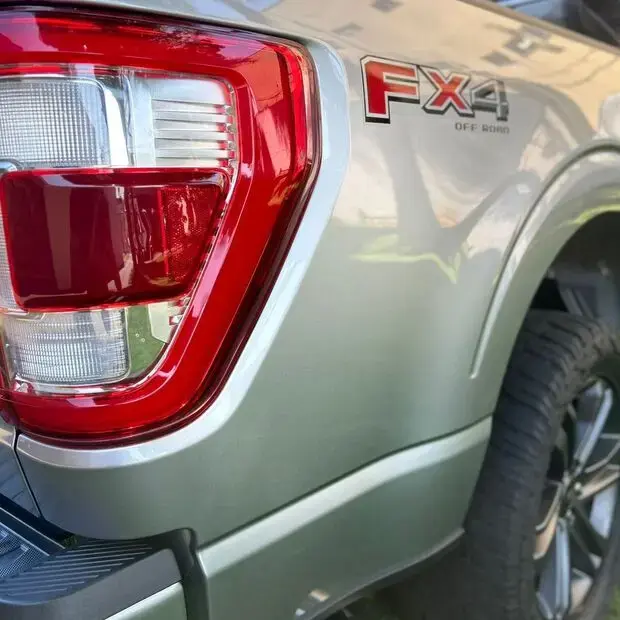 Ford F-150 Lariat 4x4 5.0 V8