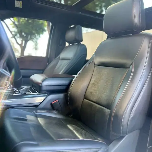 Ford F-150 Lariat 4x4 5.0 V8