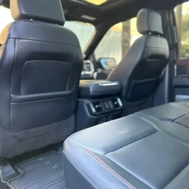 Ford F-150 Lariat 4x4 5.0 V8